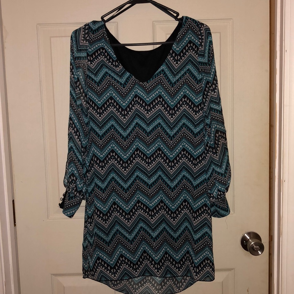 Cute Chervon printed dress